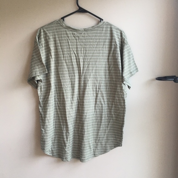 Recycled cotton sage colored striped tee - Picture 5 of 8